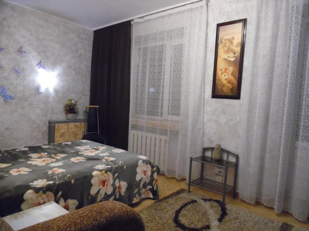 Apartment On Sobornaya 58 Khmelʼnytsʼkyy Buitenkant foto