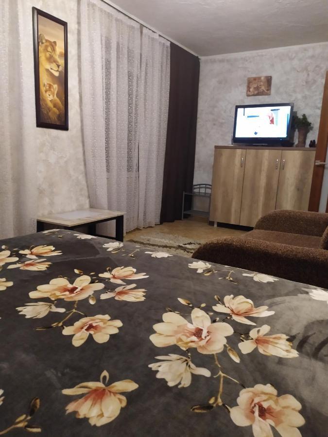 Apartment On Sobornaya 58 Khmelʼnytsʼkyy Buitenkant foto