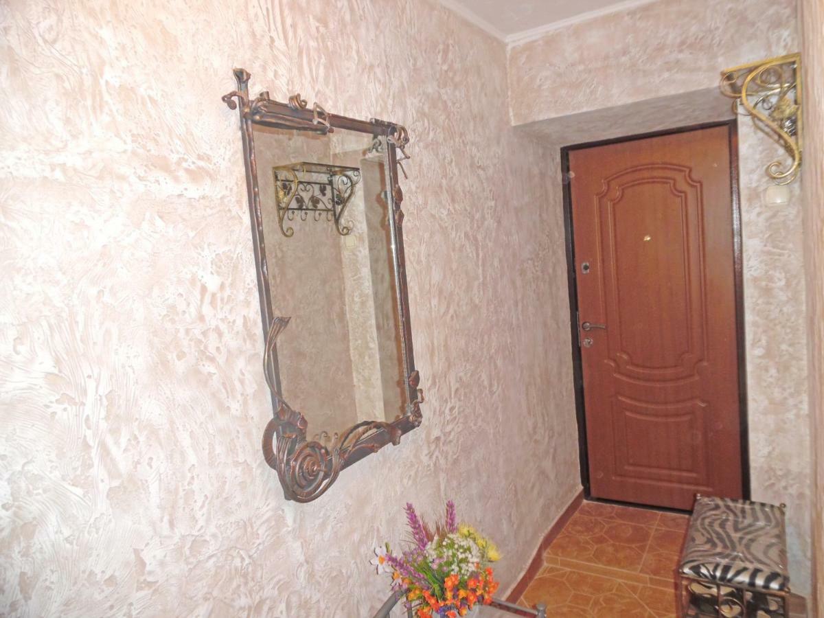 Apartment On Sobornaya 58 Khmelʼnytsʼkyy Buitenkant foto