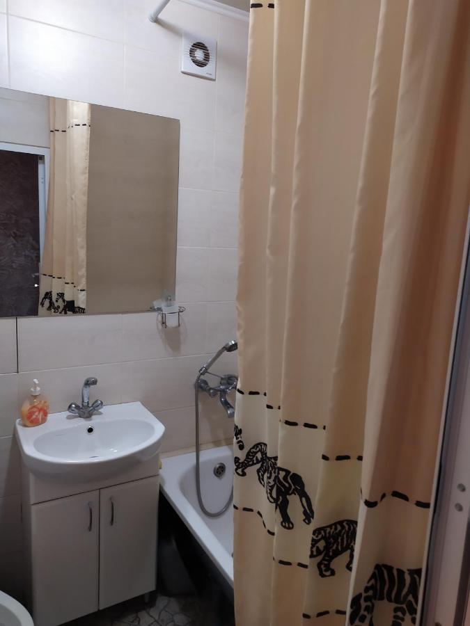 Apartment On Sobornaya 58 Khmelʼnytsʼkyy Buitenkant foto